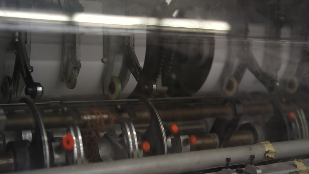 Paper Feeder In Printing Press