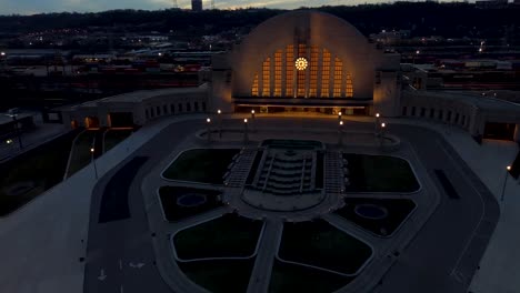 Union-Terminal,-Cincinnati,-at-dusk,-aerial-drone-train-station-and-museum