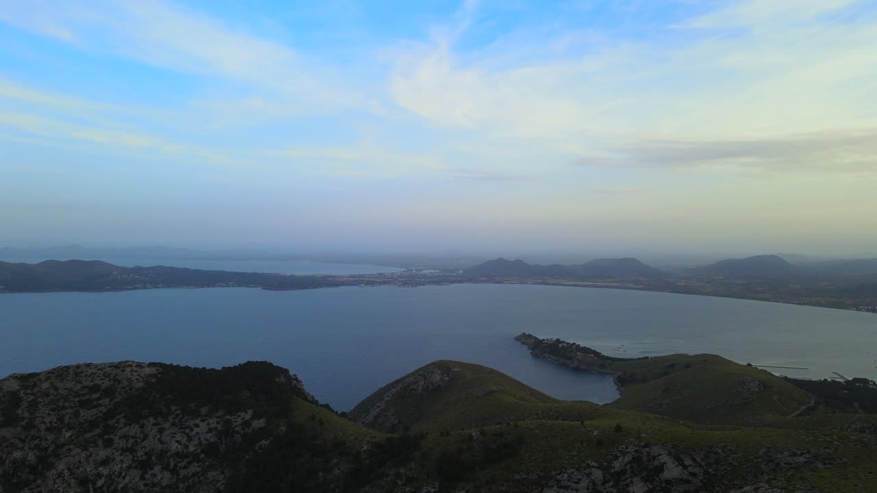 Experience breathtaking landscapes from Mirador es Colomer with panoramic views of Pollensa Bay and the stunning Cap Formentor. Perfect for nature lovers and travelers exploring Mallorca.