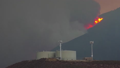 Wildfires-burn-on-dry-hillsides-in-California-in-2017