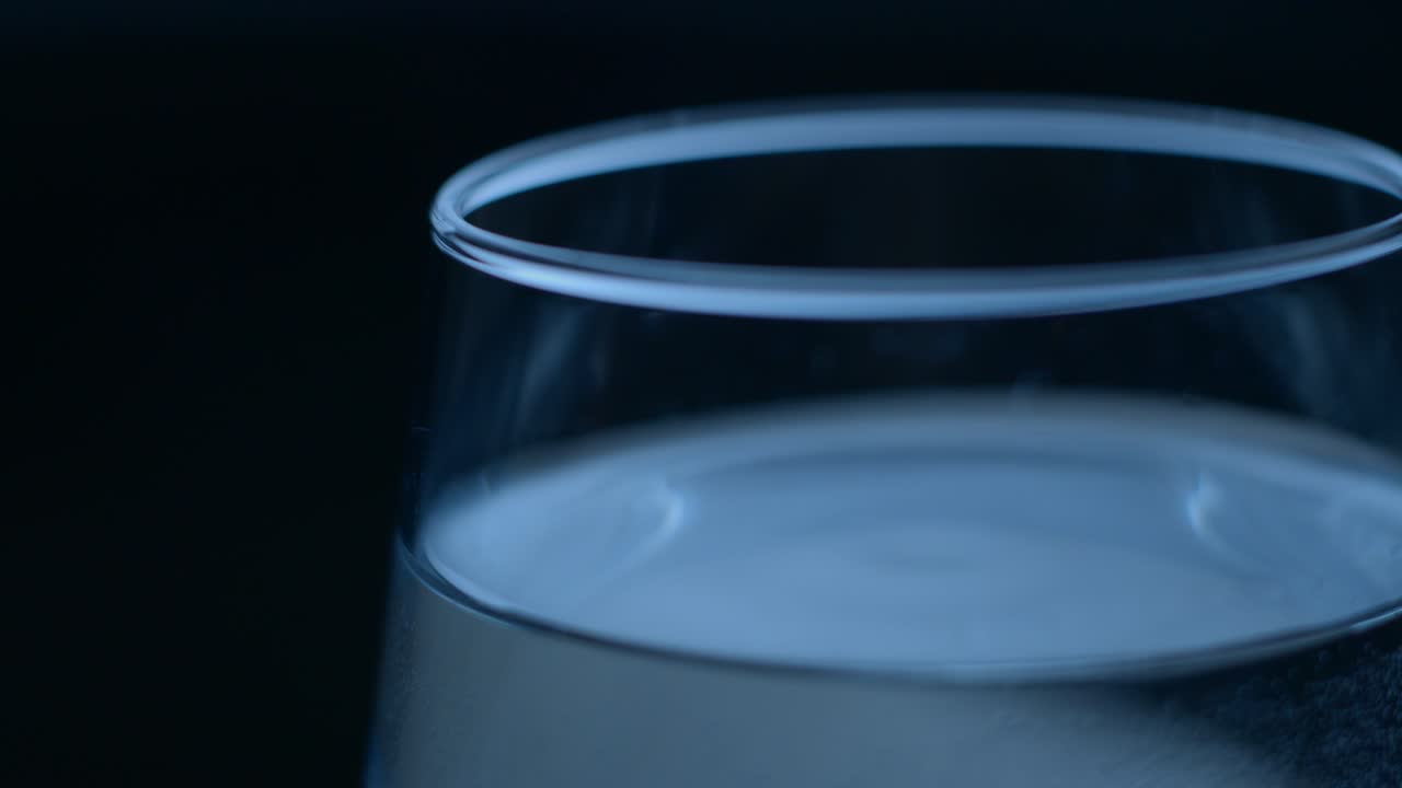 vidrio terremoto movimiento lento