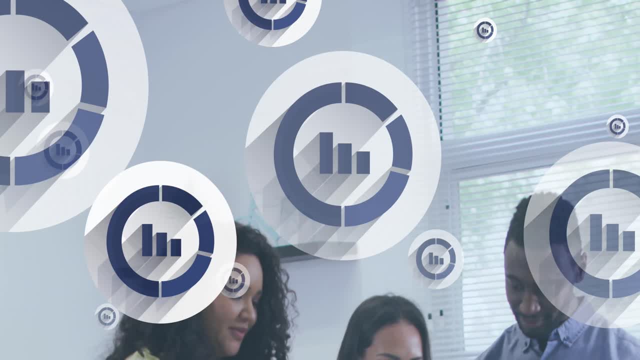 Animazione di icone ed elaborazione dati su diversi professionisti