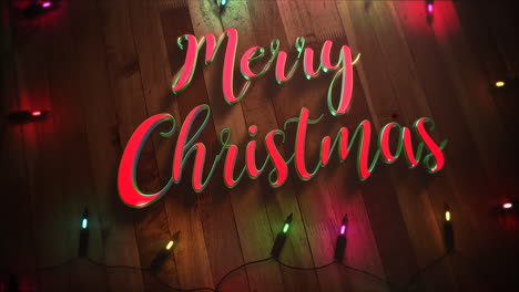 texto de feliz navidad y guirnaldas de colores sobre fondo de madera