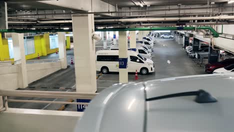 estacionamiento subterráneo