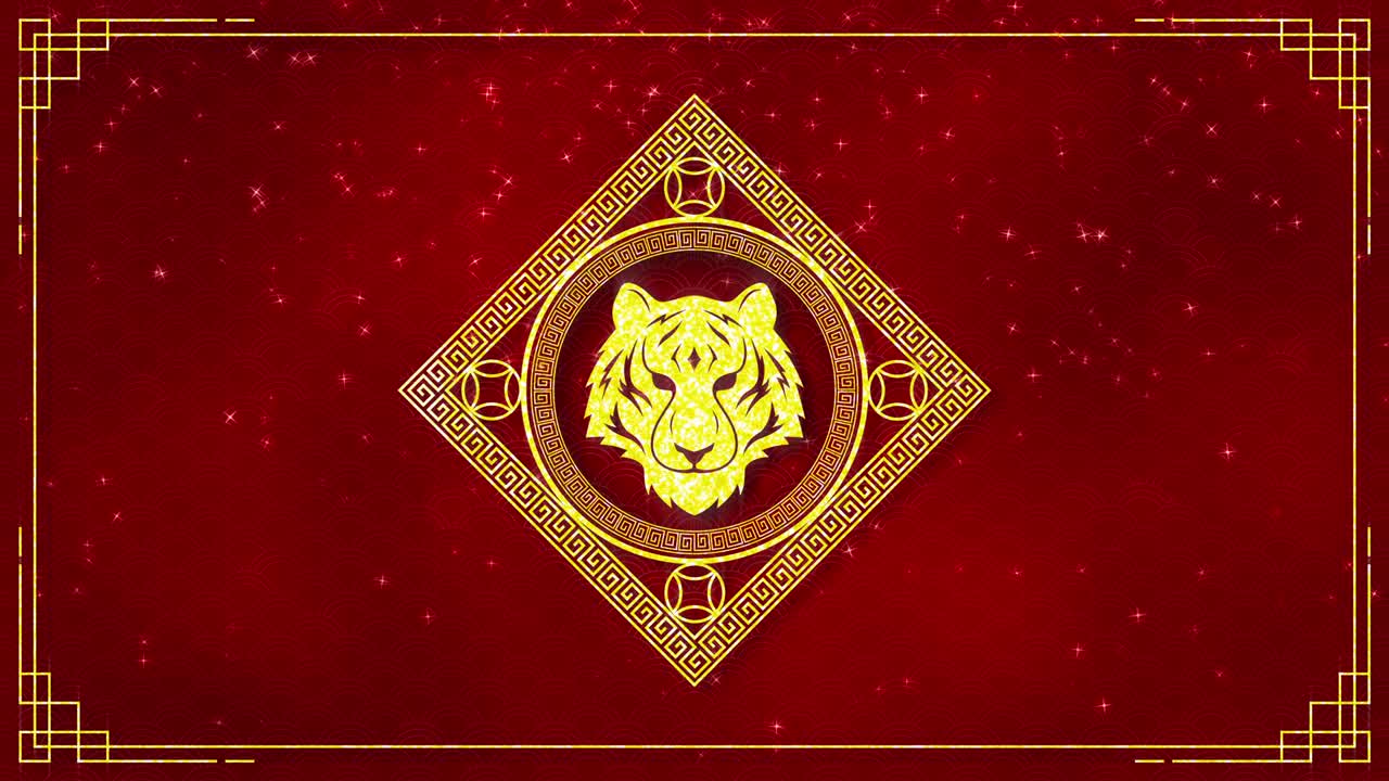 gráfico en movimiento del logotipo del tigre dorado con el año nuevo chino y el año del tigre 2022 en fondo rojo oscuro y partícula de brillo en un concepto de año nuevo feliz video de bucle sin costuras