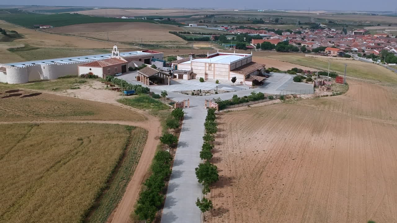 Bodega Gótica is a family business that has been producing grapes for several generations in the municipality of Rueda