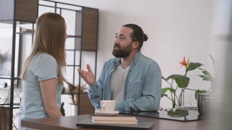 Bearded-Man-Has-An-Interesting-Conversation-With-A-Young-Woman-5