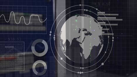 Animación-Del-Globo-Terráqueo-Y-Procesamiento-De-Datos-A-Través-De-Servidores-Informáticos.