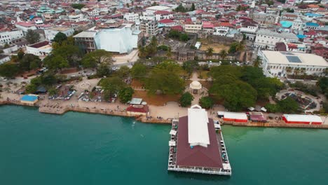 Vista-Aérea-De-La-Isla-De-Zanzíbar-En-Tanzania