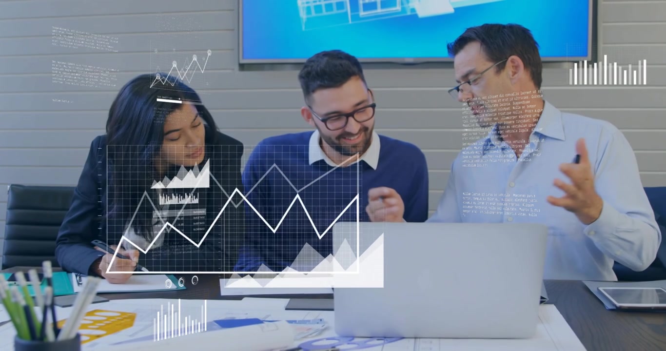Al inicio de la secuencia, equipo de diseño revisando planos, superposiciones de gráficos apareciendo gradualmente, impulsando la decisión