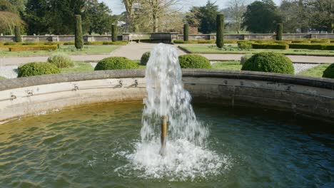 Bright-scenic-footage-taken-around-the-Trentham-Gardens-Estate,-UK