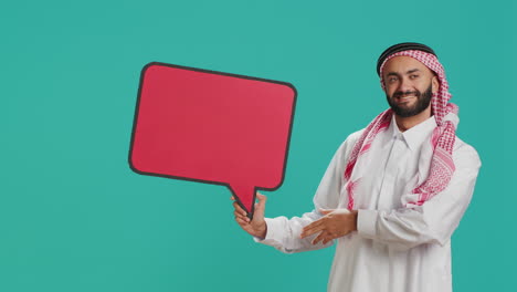 Arab-person-showing-speech-bubble