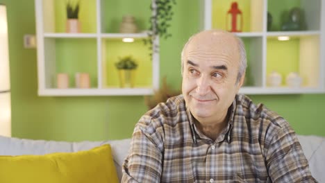 Viejo-Feliz-Sonriendo.