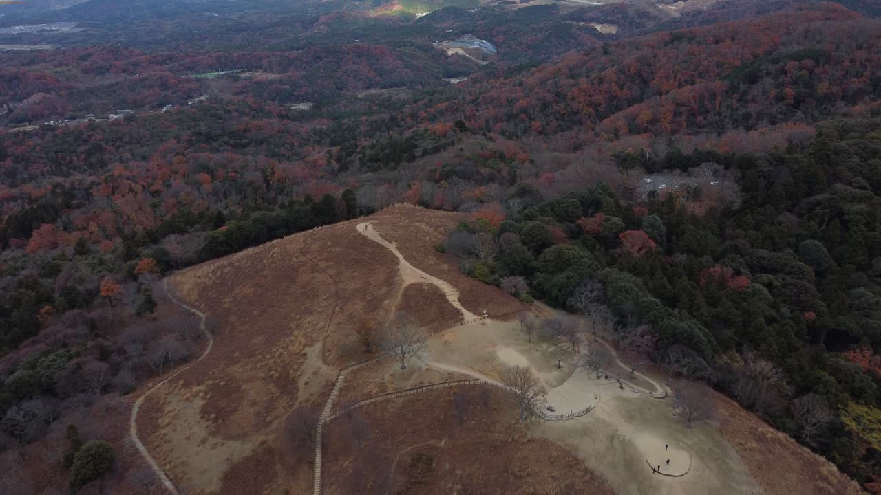 나라, 와카쿠사 산의 스카이라인 조감도