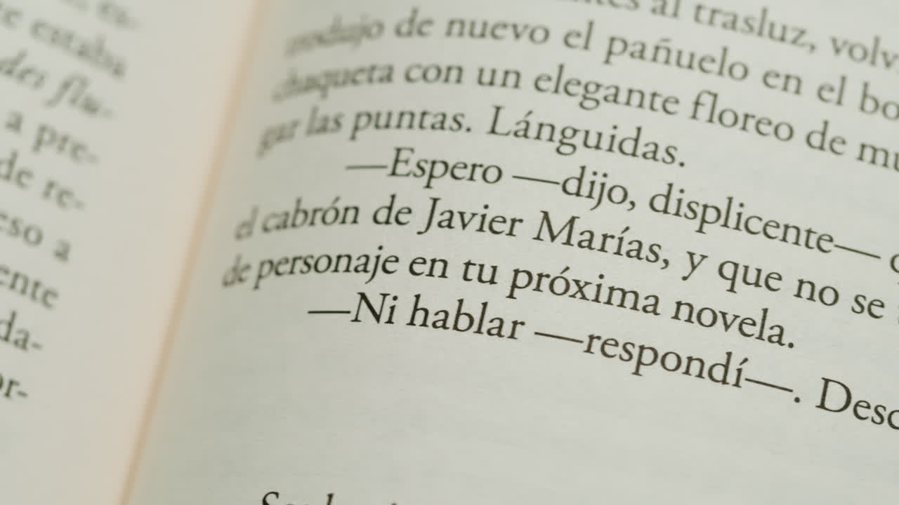 primer plano de un libro