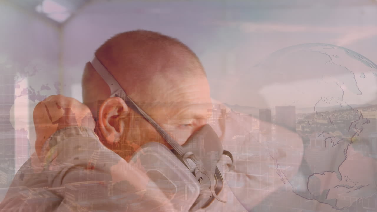 hombre poniendo una máscara protectora sobre el globo girando en el fondo