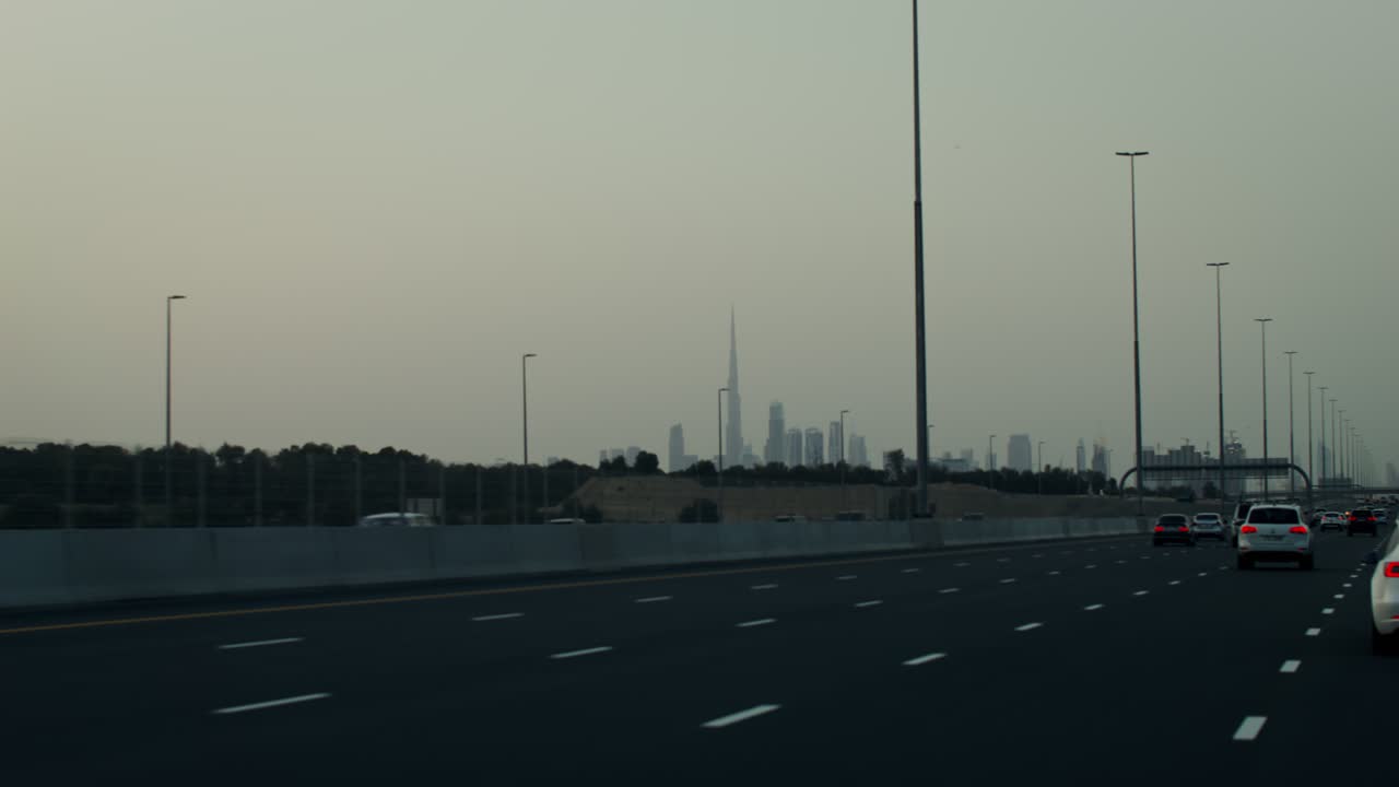 두바이 고속도로 스카이 라인 뷰