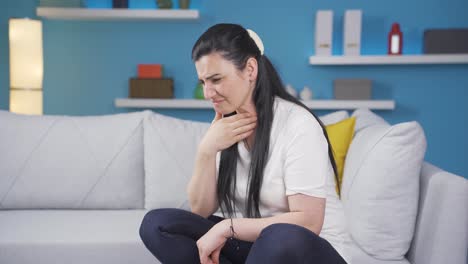 dolor de garganta.