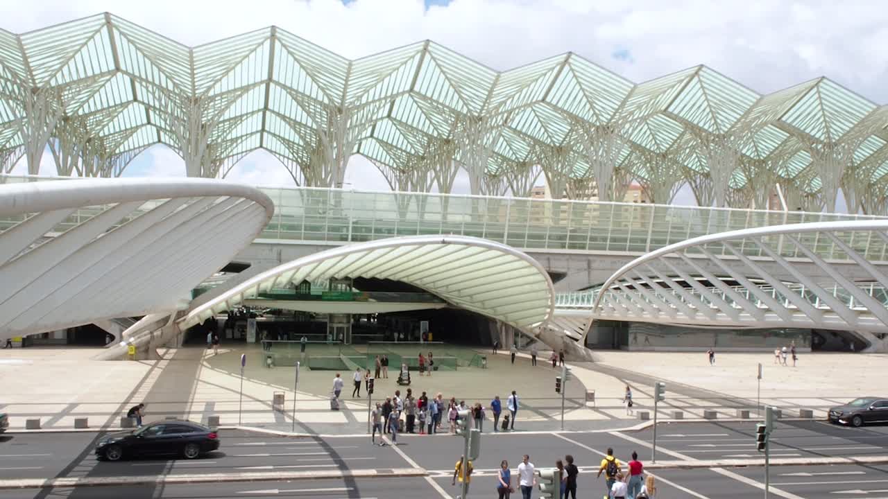 People Crowd Looking For Sales In Vasco da Gama Shopping Center Mall.