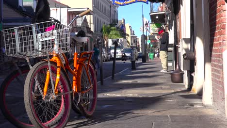 Toma-De-Establecimiento-Del-Barrio-Francés-De-Nueva-Orleans,-Día-1