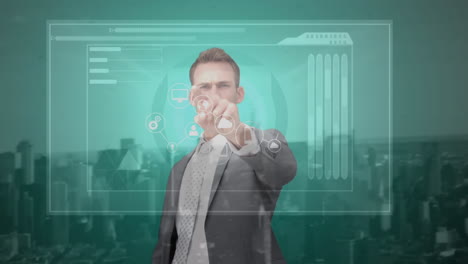el hombre de negocios interactúa con la pantalla futurista, mezclando tecnología y paisaje urbano.