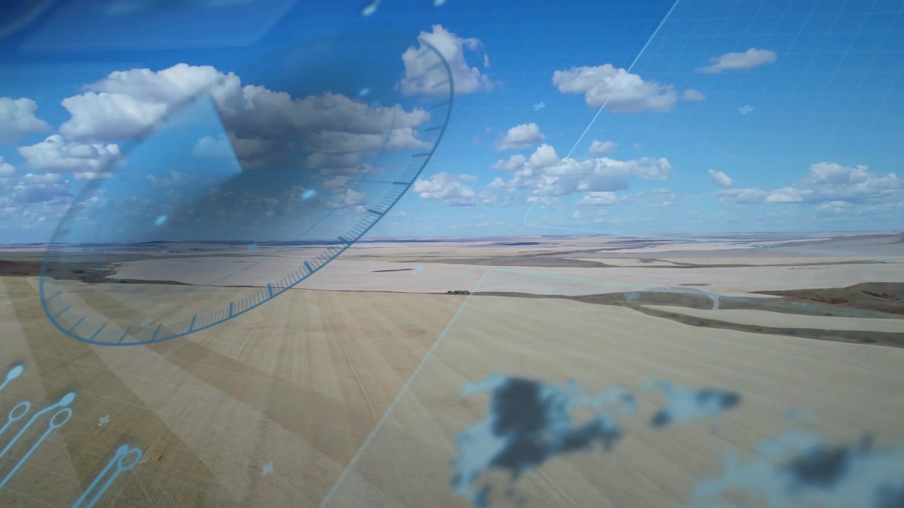 Overlejring vises, gennemsigtige blå HUD-grafikker glider og roterer for at visualisere afgrødekortlægning.