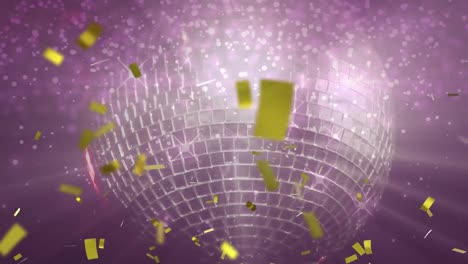 Animation-Von-Konfetti-Vor-Violettem,-Spiegelglänzendem-Discoball,-Der-Sich-Mit-Lichtstrahlen-Dreht