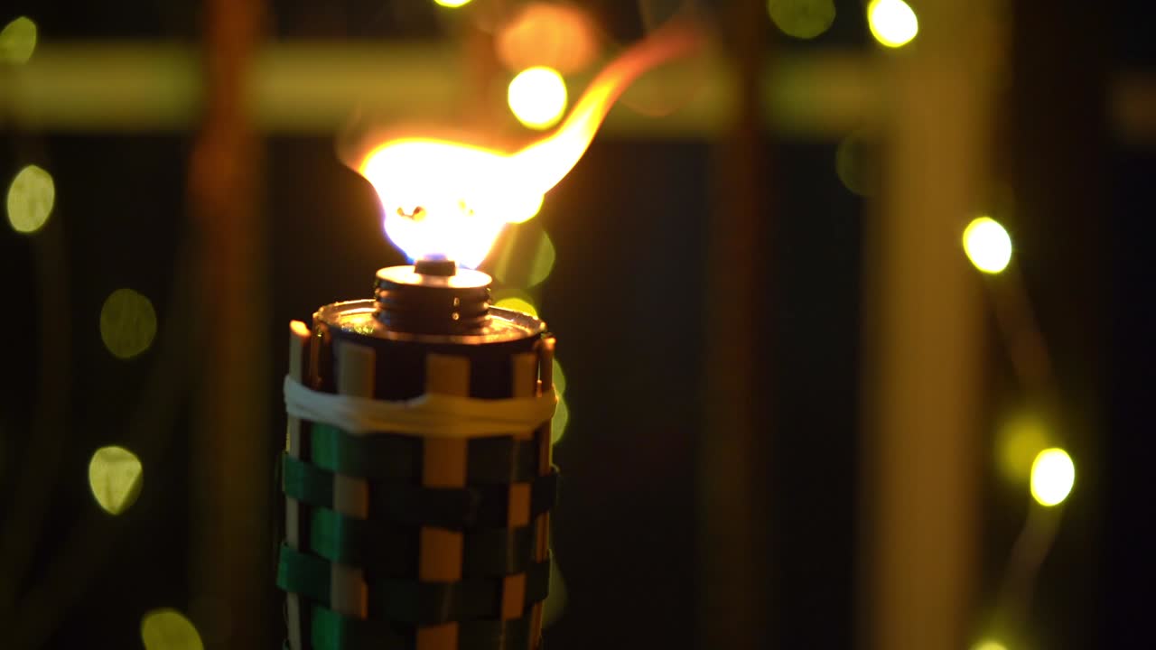 대나무 기름 또는 펠리타