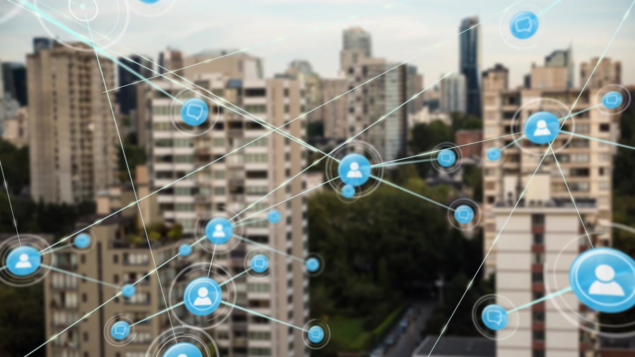 Animação de rede de ícones digitais em fundo de edifícios altos