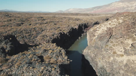 la pasarela, a rocky formation in malargüe, offering a unique and captivating natural spectacle amid the stunning landscapes