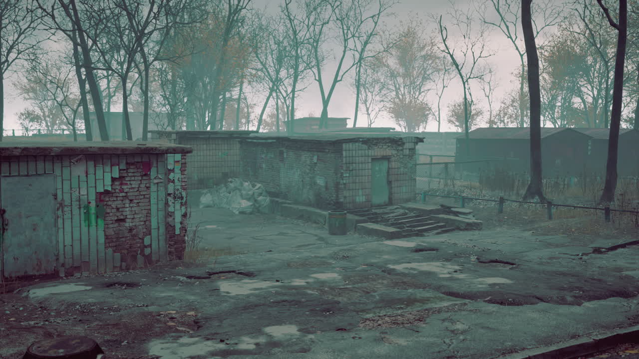 edificios viejos y abandonados en una pequeña ciudad