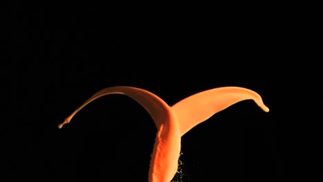 animación de vibraciones de texto sobre ondas en movimiento sobre fondo negro