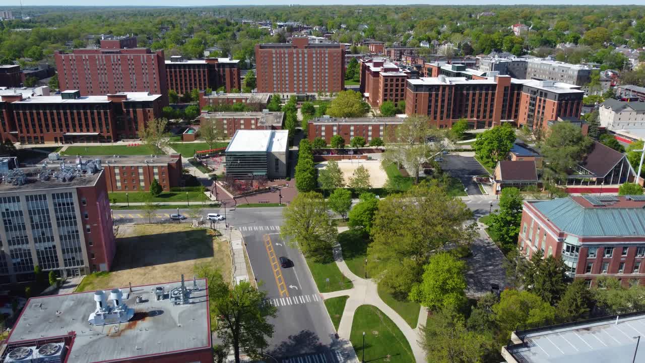 오하이오 주립 대학, 북부 캠퍼스, 항공 드론, 우드러프 애비뉴