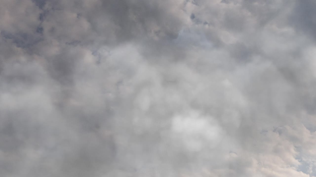 nubes de tormenta de supercélulas en el cielo 4k