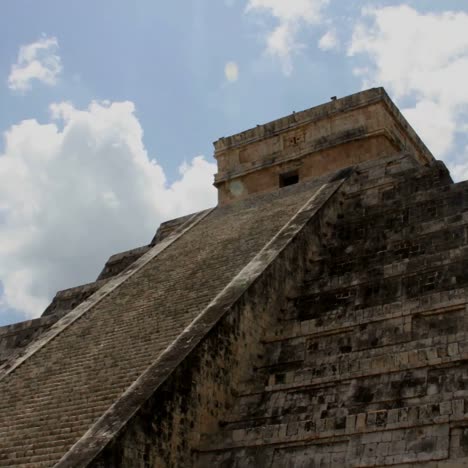 piramide de kukulcan en chichen itza