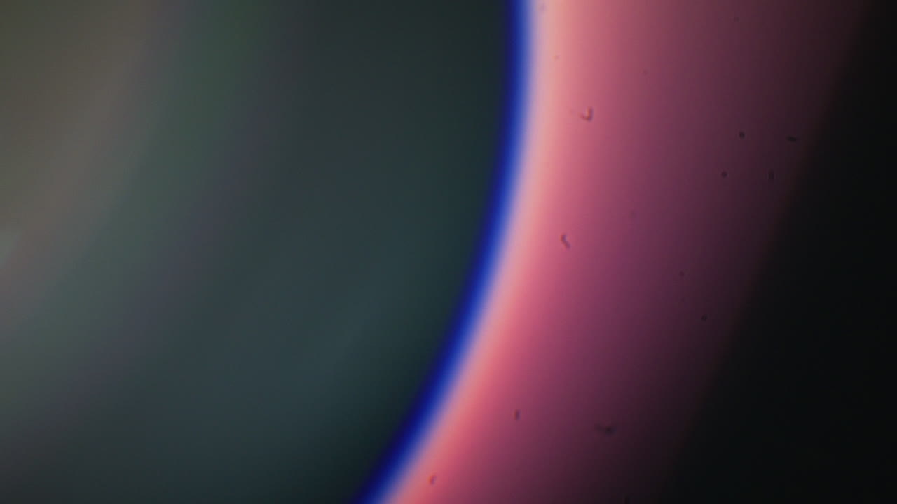 Light leaks recorded using real spherical lens and lens whacking technique