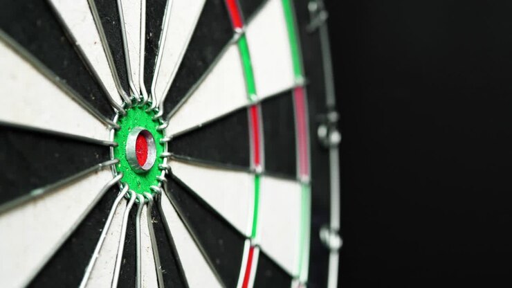 4K - Dart hits the bullseye. Side view