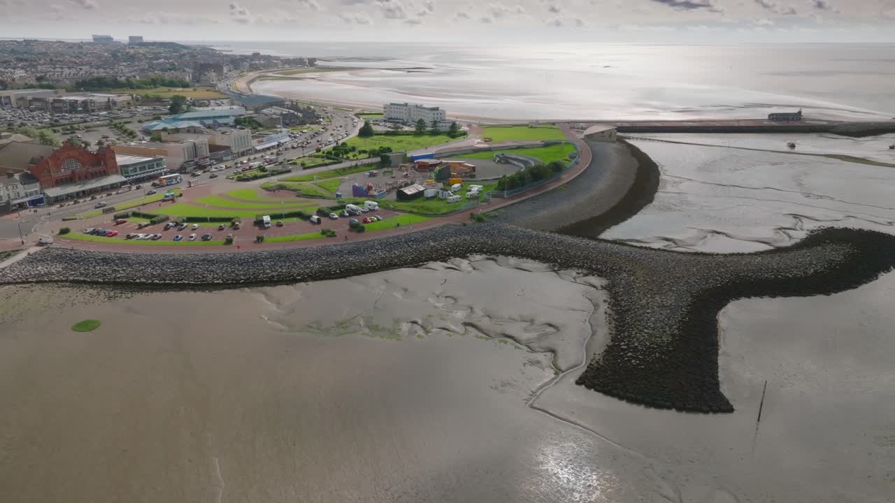 Morecambe Headland, Sea Defences, Stone Groynes And Pier. Proposed Site of Eden Project. Summer. Marine Road Central, Morecambe, Lancashire, UK