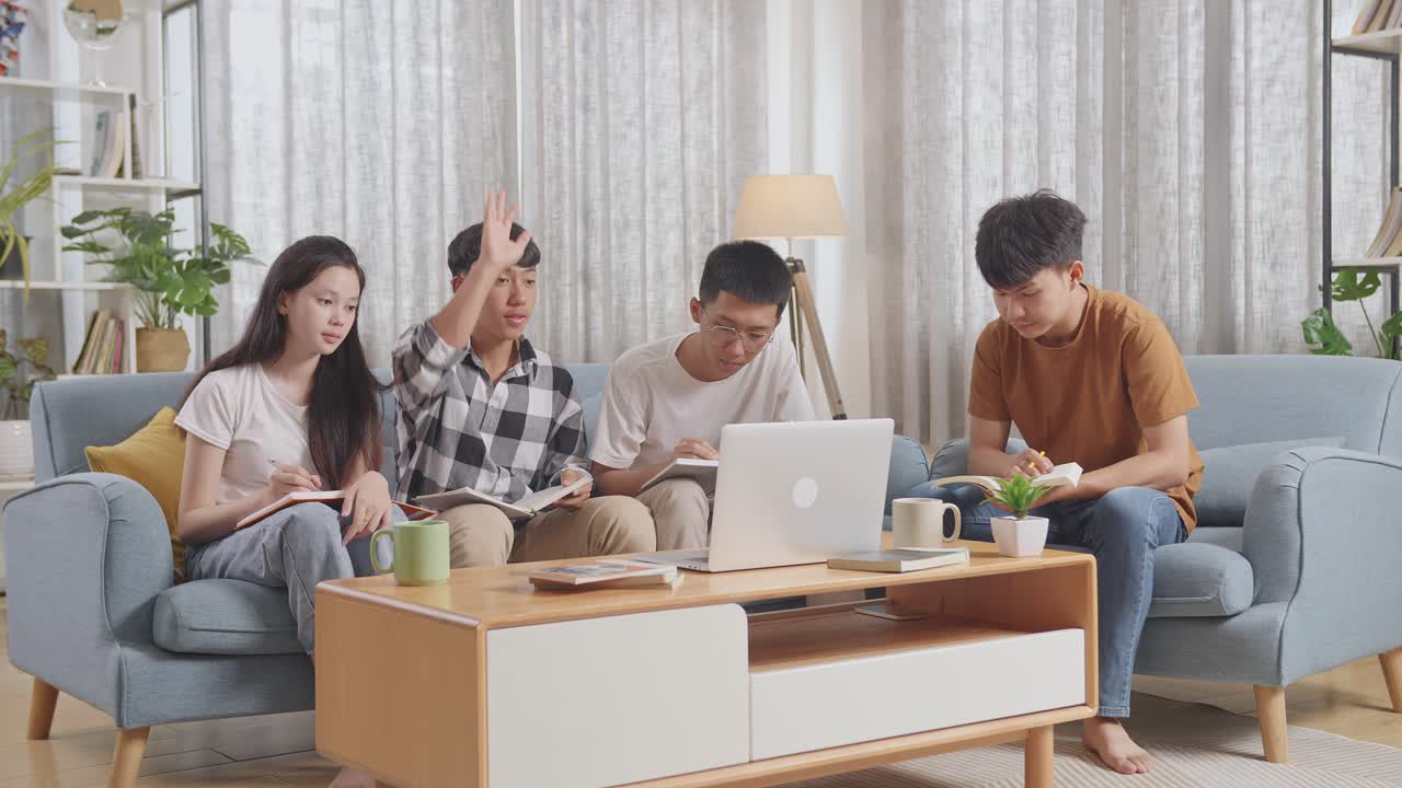 함께 공부하는 학생 그룹