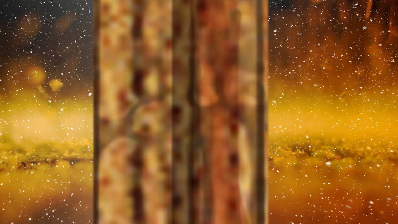 창문을 통해 볼 수 있는 불꽃의 애니메이션