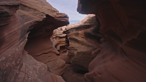 tilt down to slot canyon