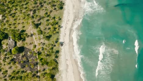 drone aéreo de playa, colombia