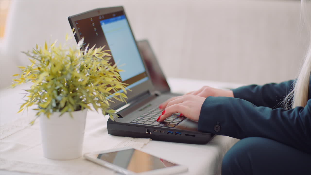 Businesswoman Doing Home Office Work On Laptop Computer Woman Writing Email On Laptop 4