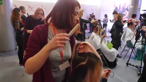 hair styling demonstration