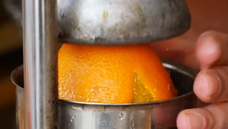 orange juicing process