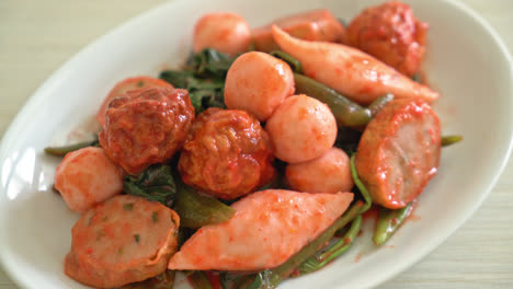 Stir-Fried-Fish-Balls-with-Yentafo-Sauce---Asian-food-style