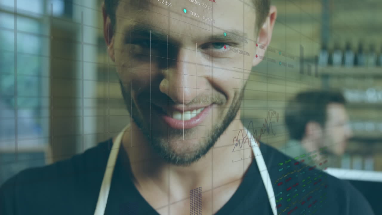 animación del procesamiento de datos financieros sobre un barista caucásico que sostiene una taza de café