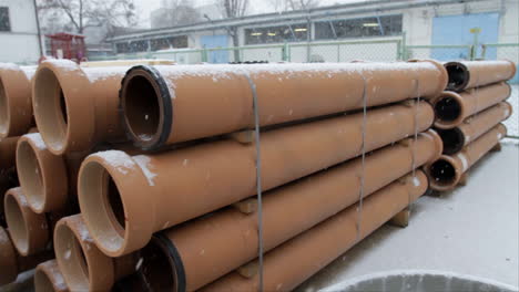 Heavy-snow-is-falling-in-an-open-air-storage-area