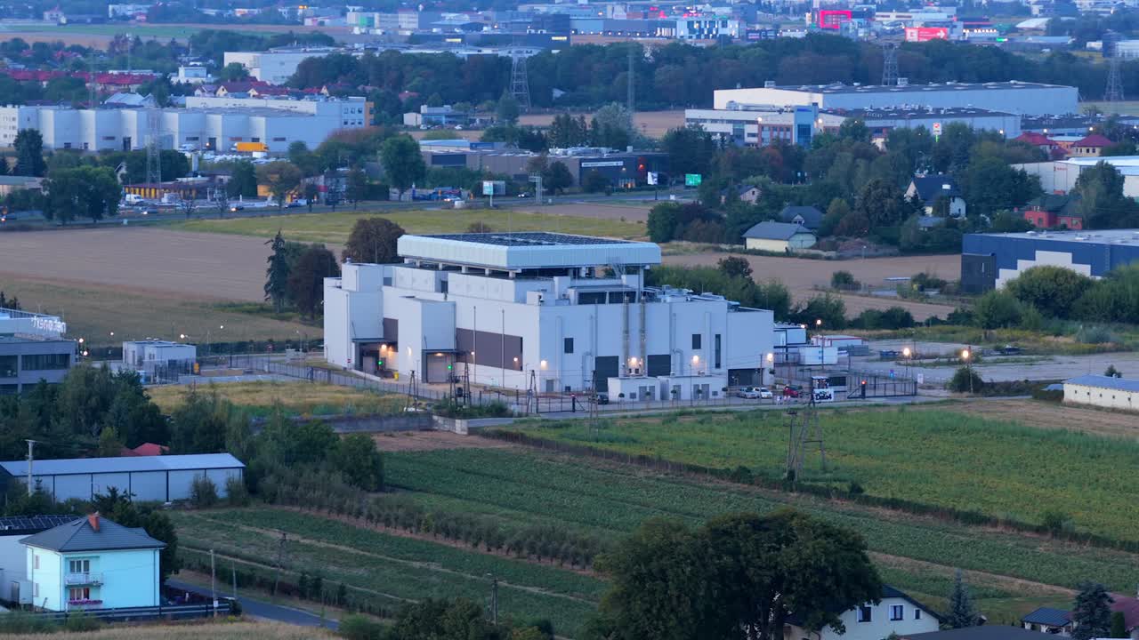 Aerial view of an industrial building in an urban landscape