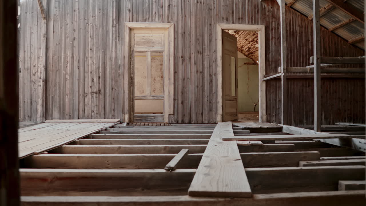 Интерьер заброшенного дома